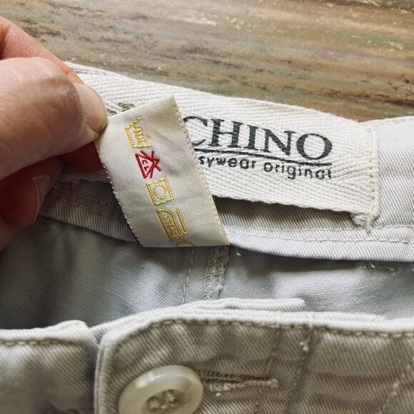 Easy Wear Chino Carpenter Shorts Stone Beige Mid-Rise Vintage 90s 32" Waist - Picture 7 of 7